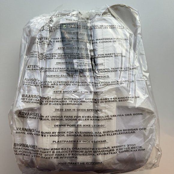 Loungefly Disney Mickey Mouse Pearl Mini Backpack - Picture 3 of 4